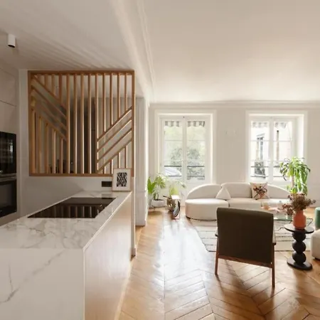 Elegant - 6th - 4p